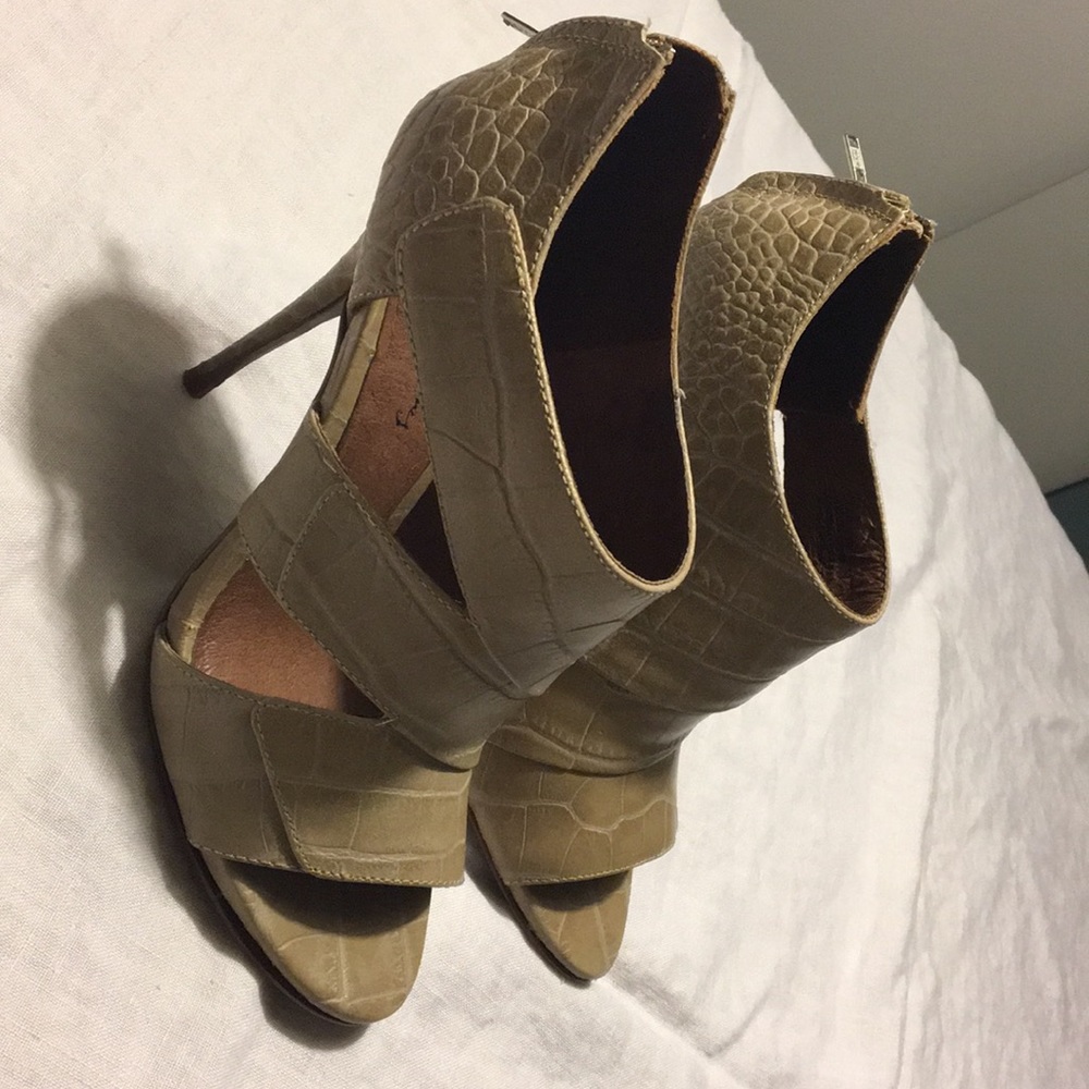 Beri Cuoio high heels genuine leather